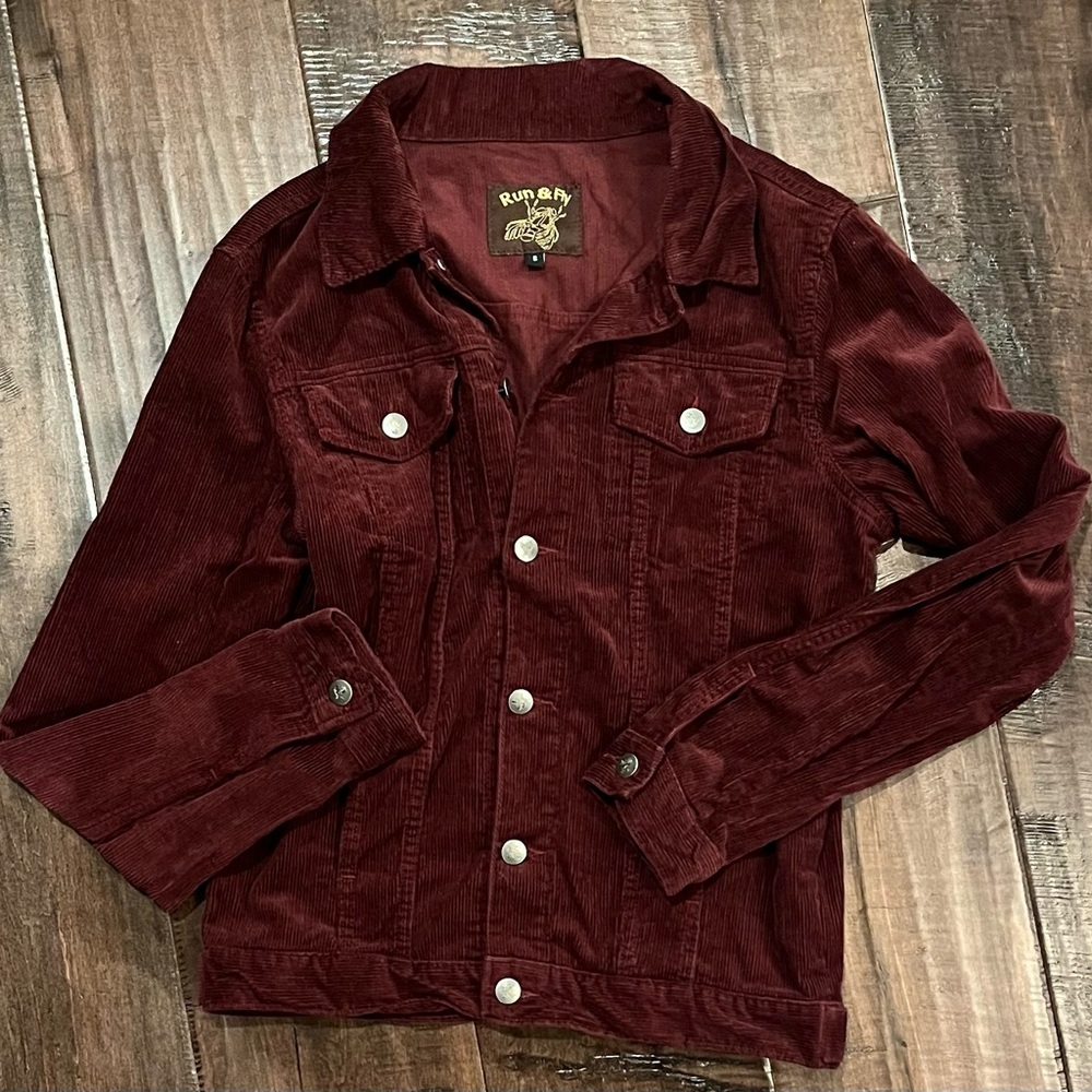 Run and Fly Burgundy/Cranberry Corduroy Jacket Size Small